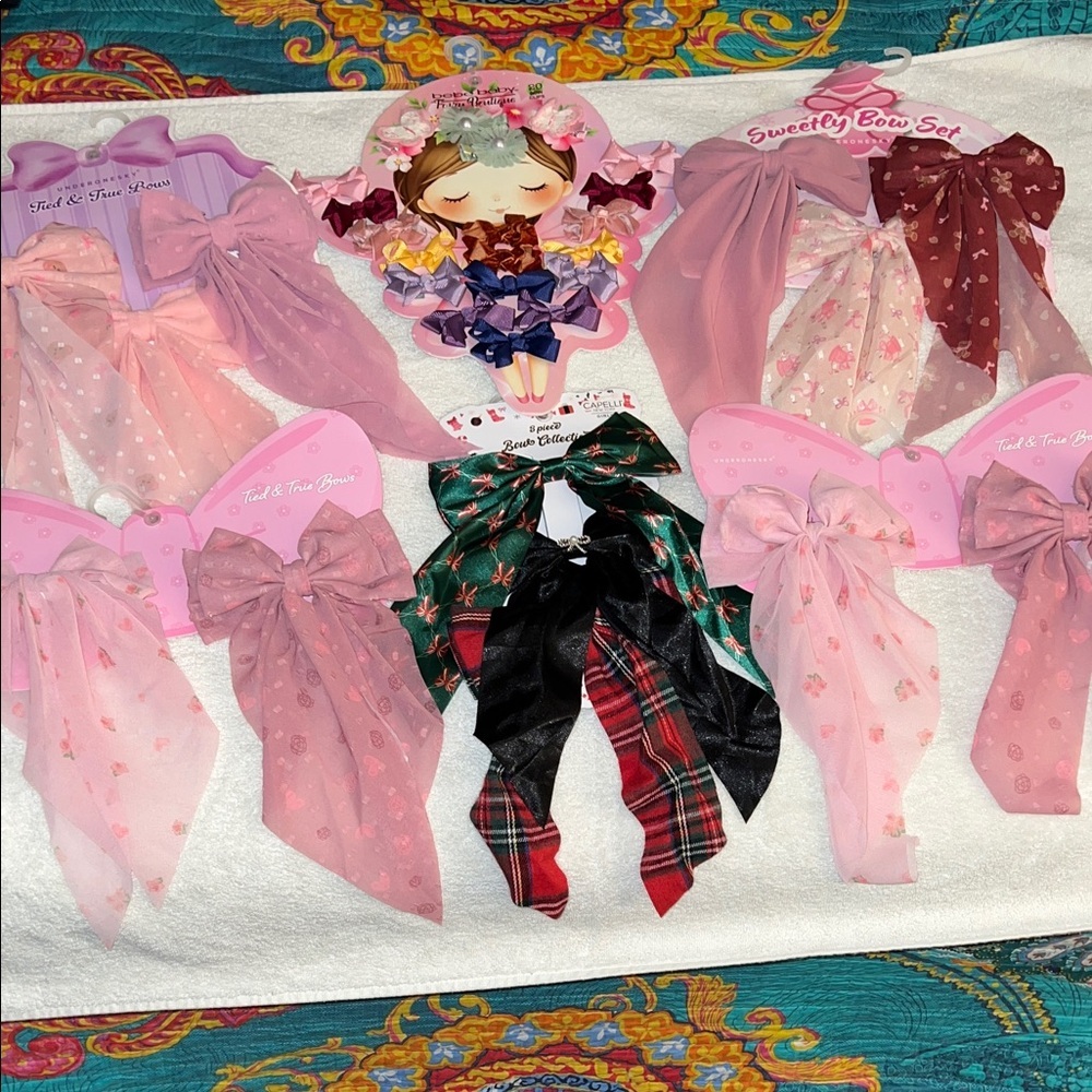 Sweet Bow Set with Pink and Black Bows